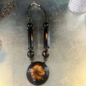 Statement necklace - wood - gorgeouss medallion